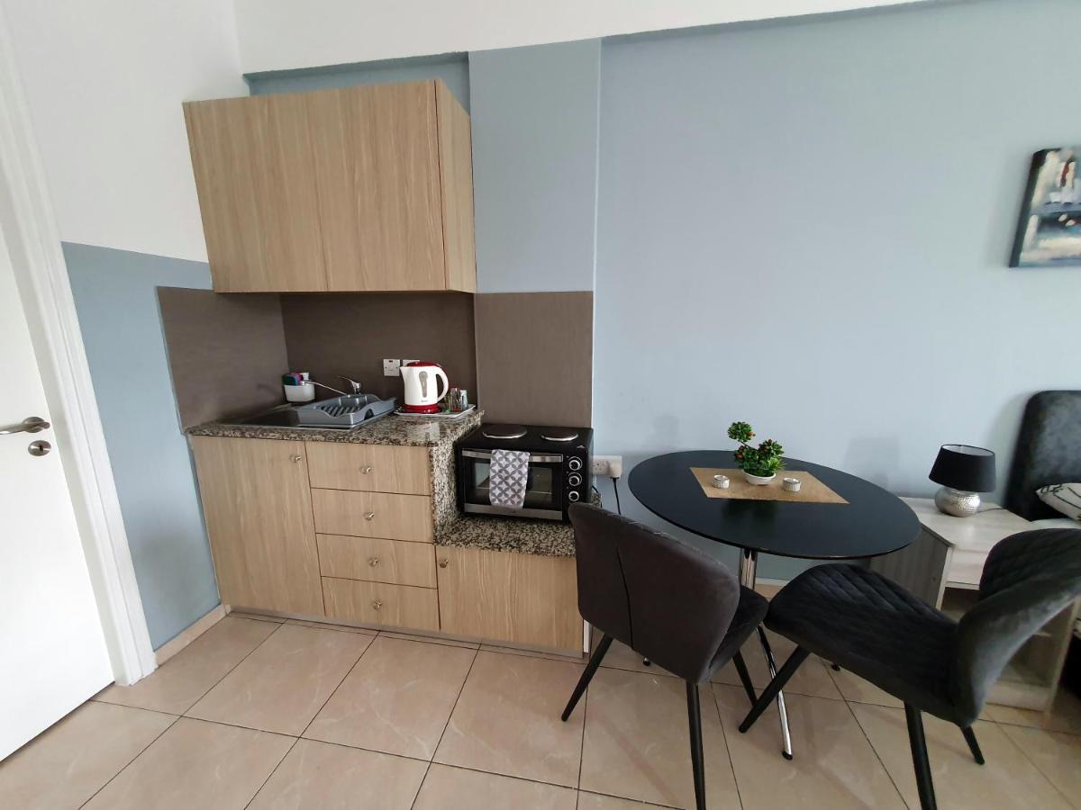 Valentina Apartments 파포스 외부 사진
